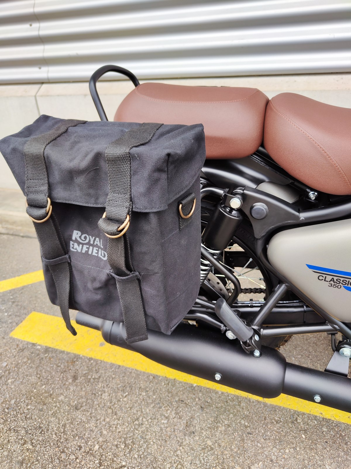 ROYAL ENFIELD CLASSIC 350 Dark Gunmetal Grey-image-2