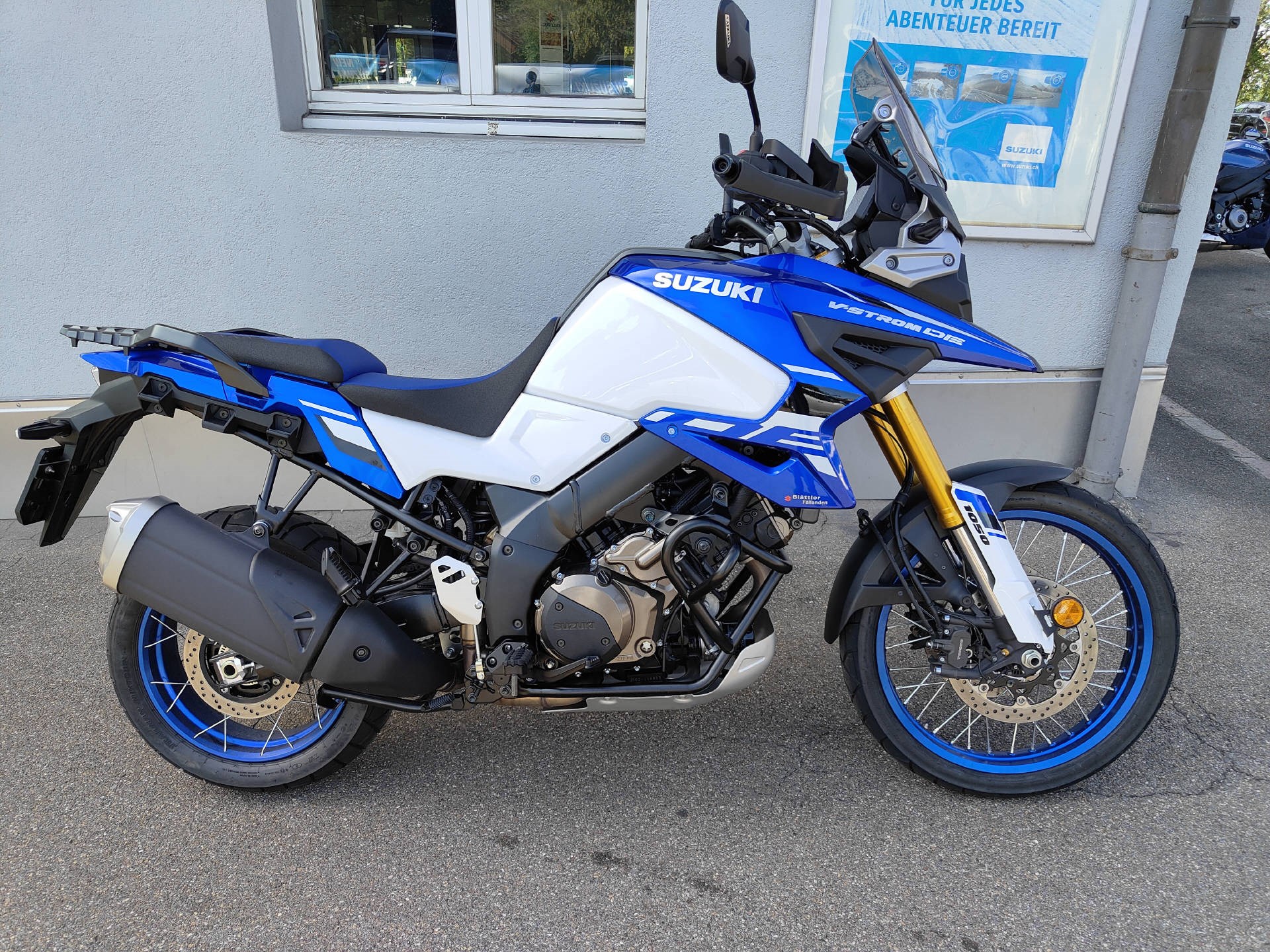 SUZUKI DL 1050 A V-Strom DE-image-0