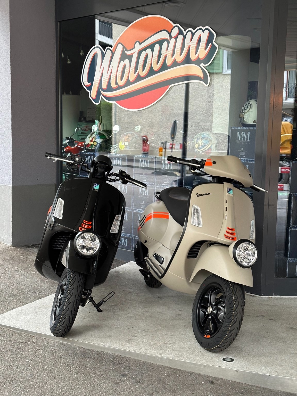 PIAGGIO Vespa GTS / GTV 300 ABS-showroom-element-2