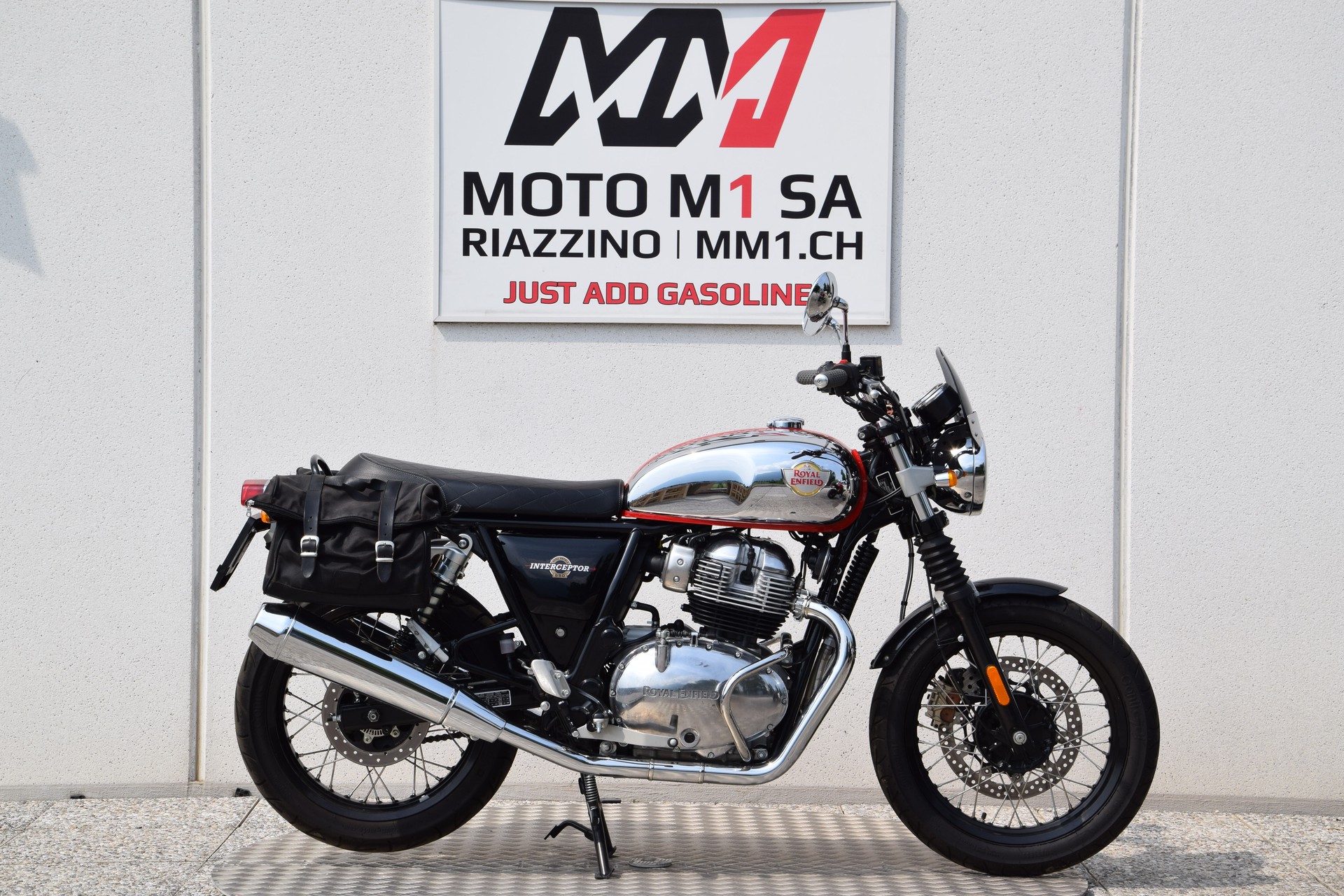 ROYAL ENFIELD Interceptor 650 Spezial