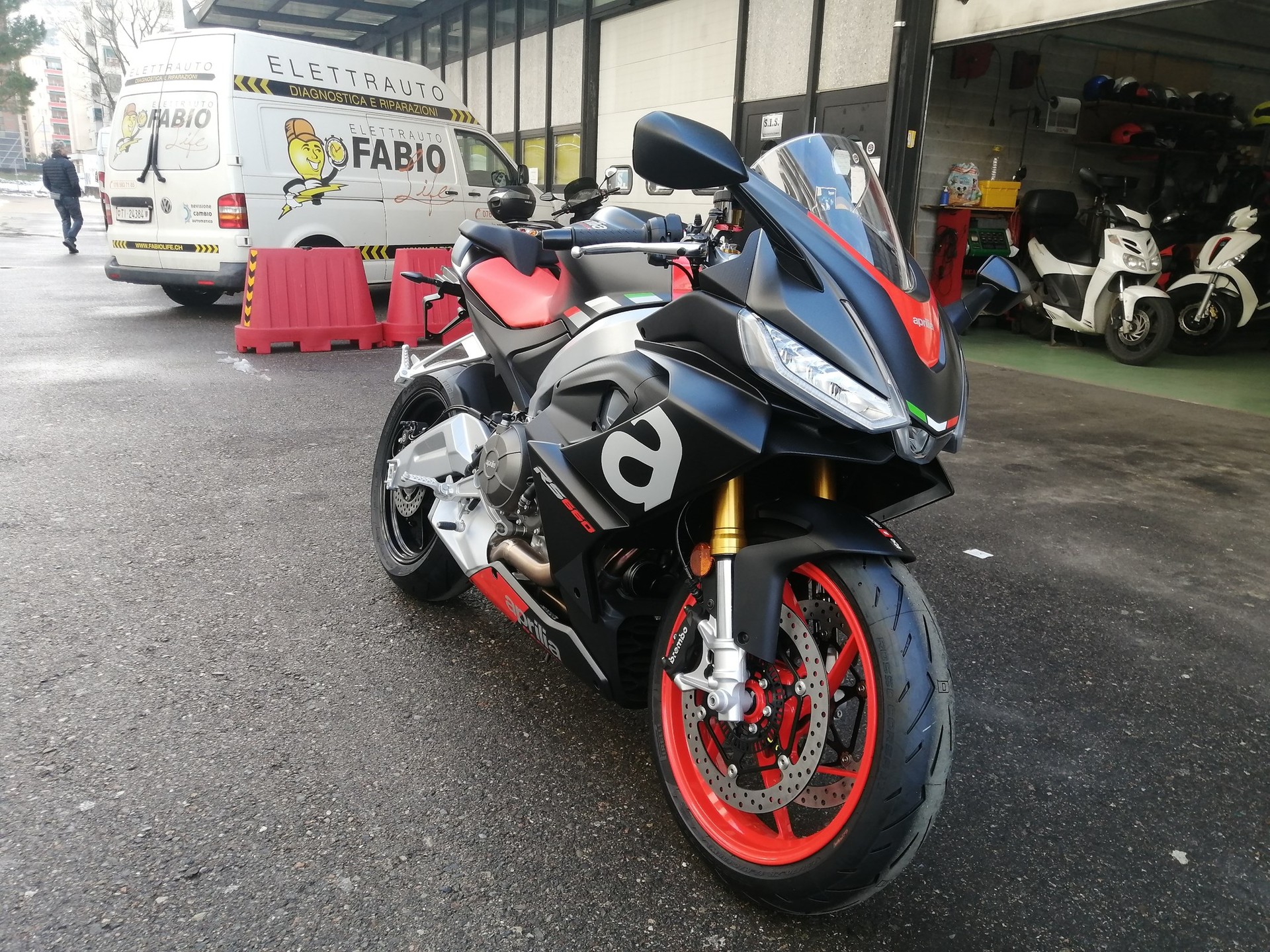 APRILIA RS 660