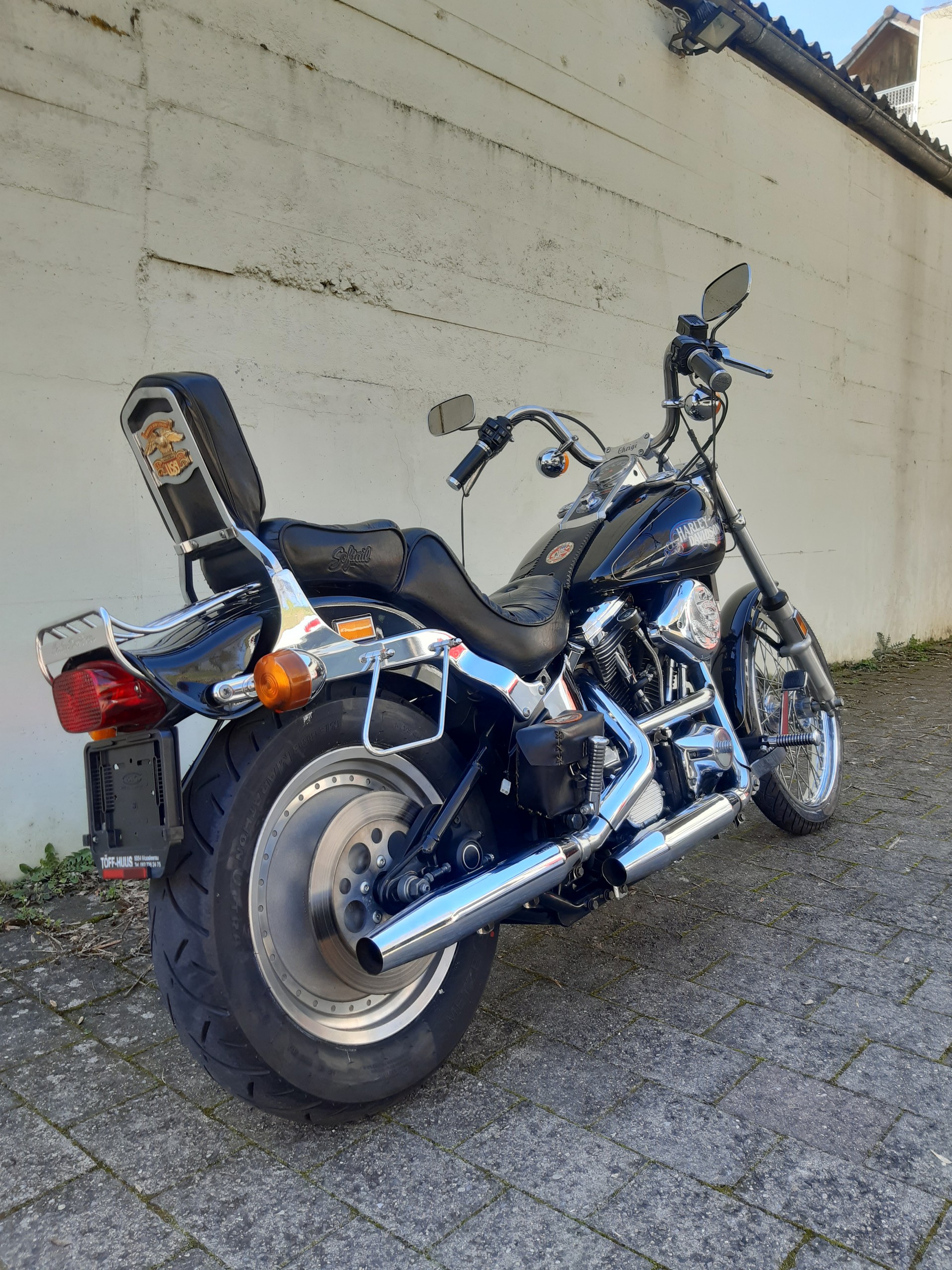 HARLEY-DAVIDSON FXSTC Softail Custom-showroom-element-2