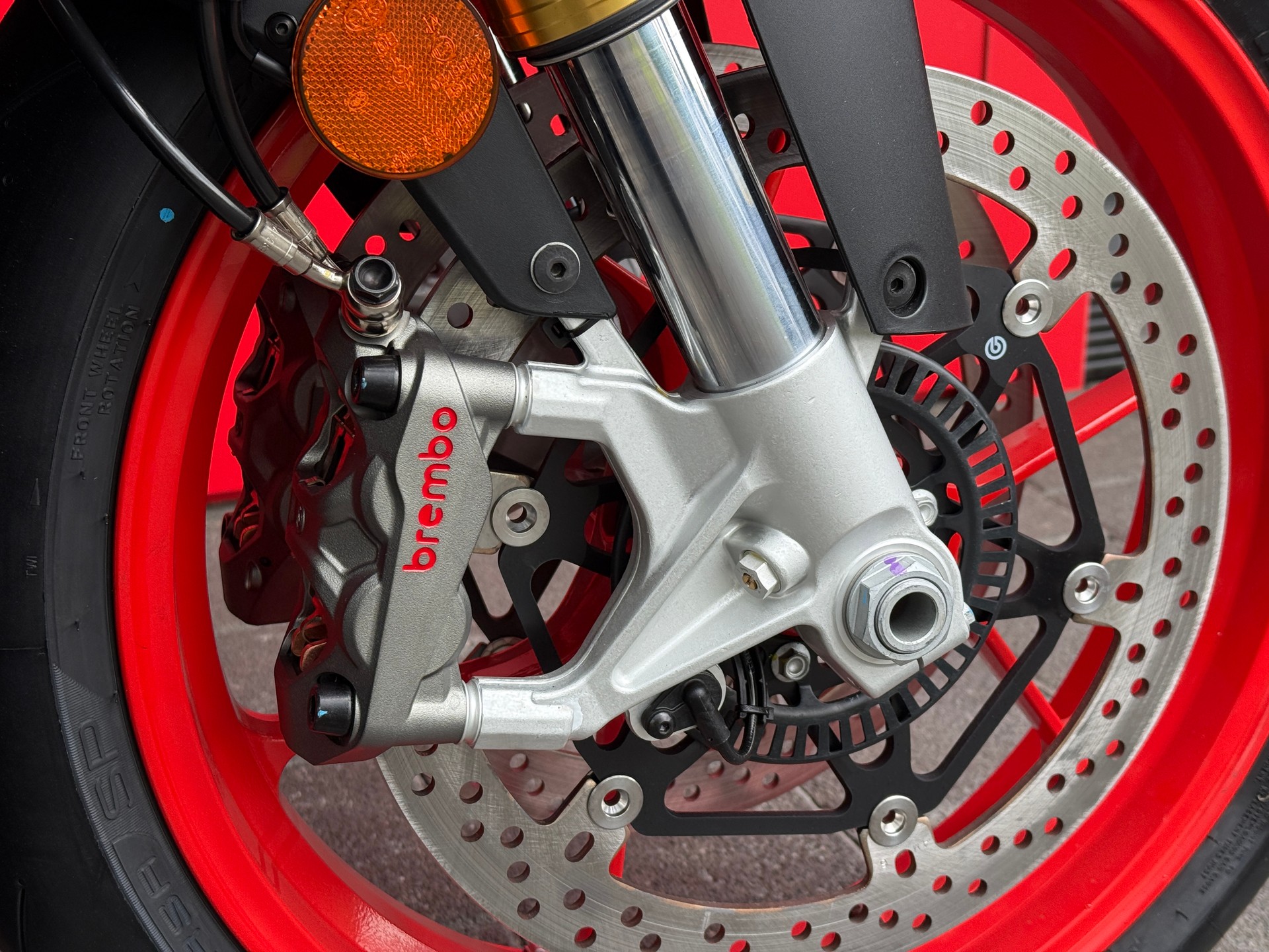 APRILIA RSV4 1100 MY25-image-6
