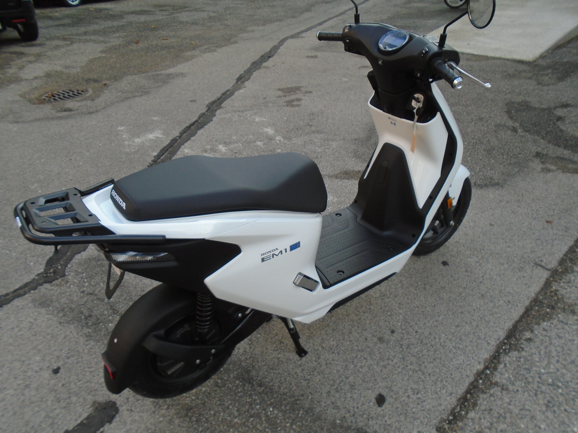 HONDA EM1-E-image-2