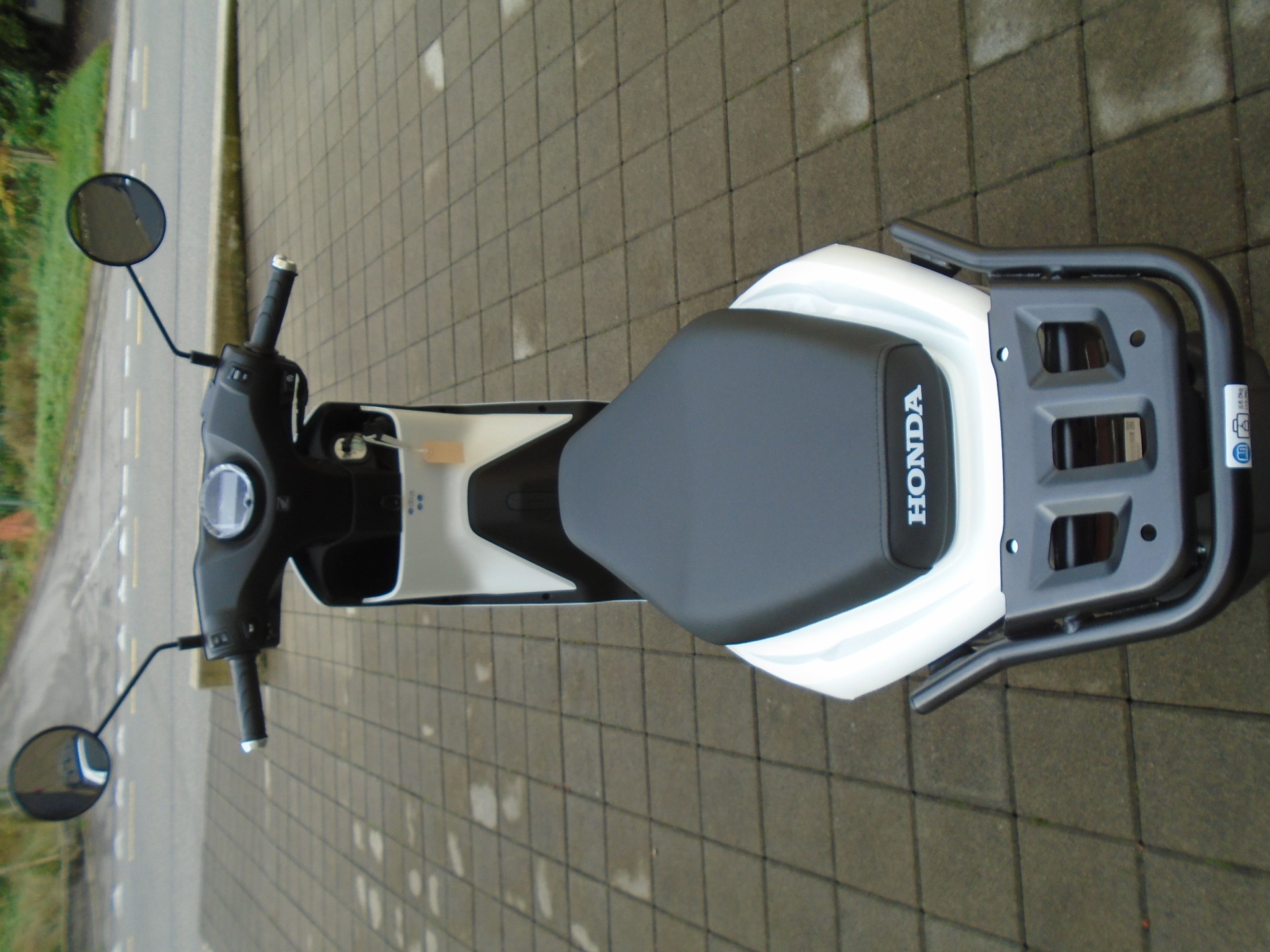 HONDA EM1-E-image-8