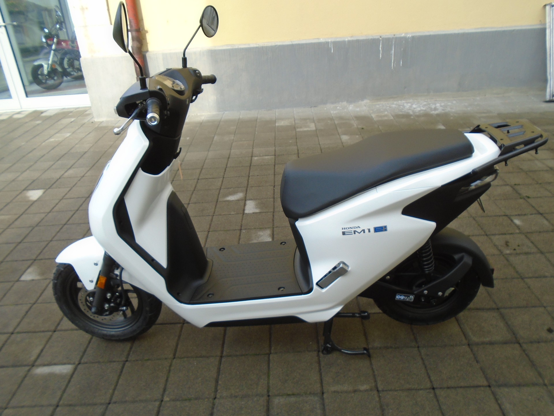 HONDA EM1-E-image-5
