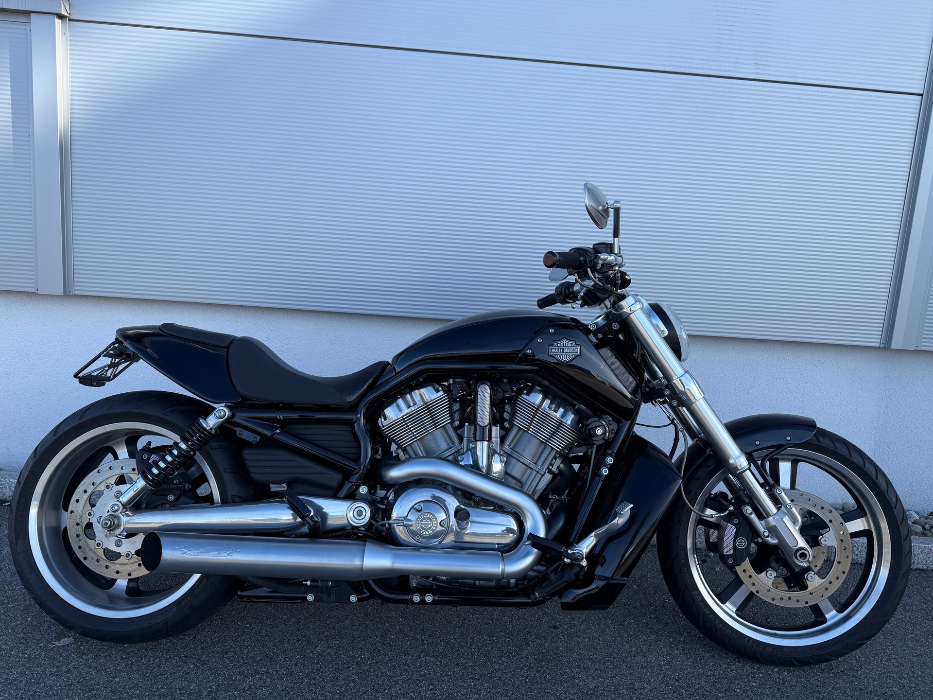HARLEY-DAVIDSON VRSCF V-Rod Muscle ABS