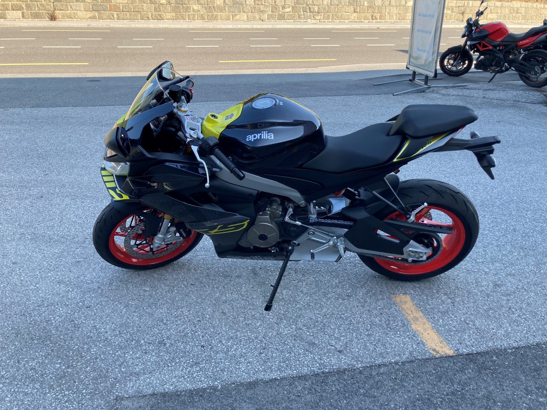 APRILIA RS 660 E5+ (35kW)-showroom-element-2