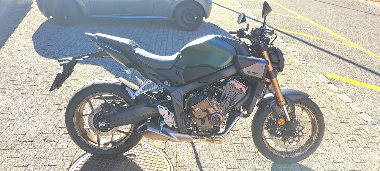 HONDA CB 650 R
