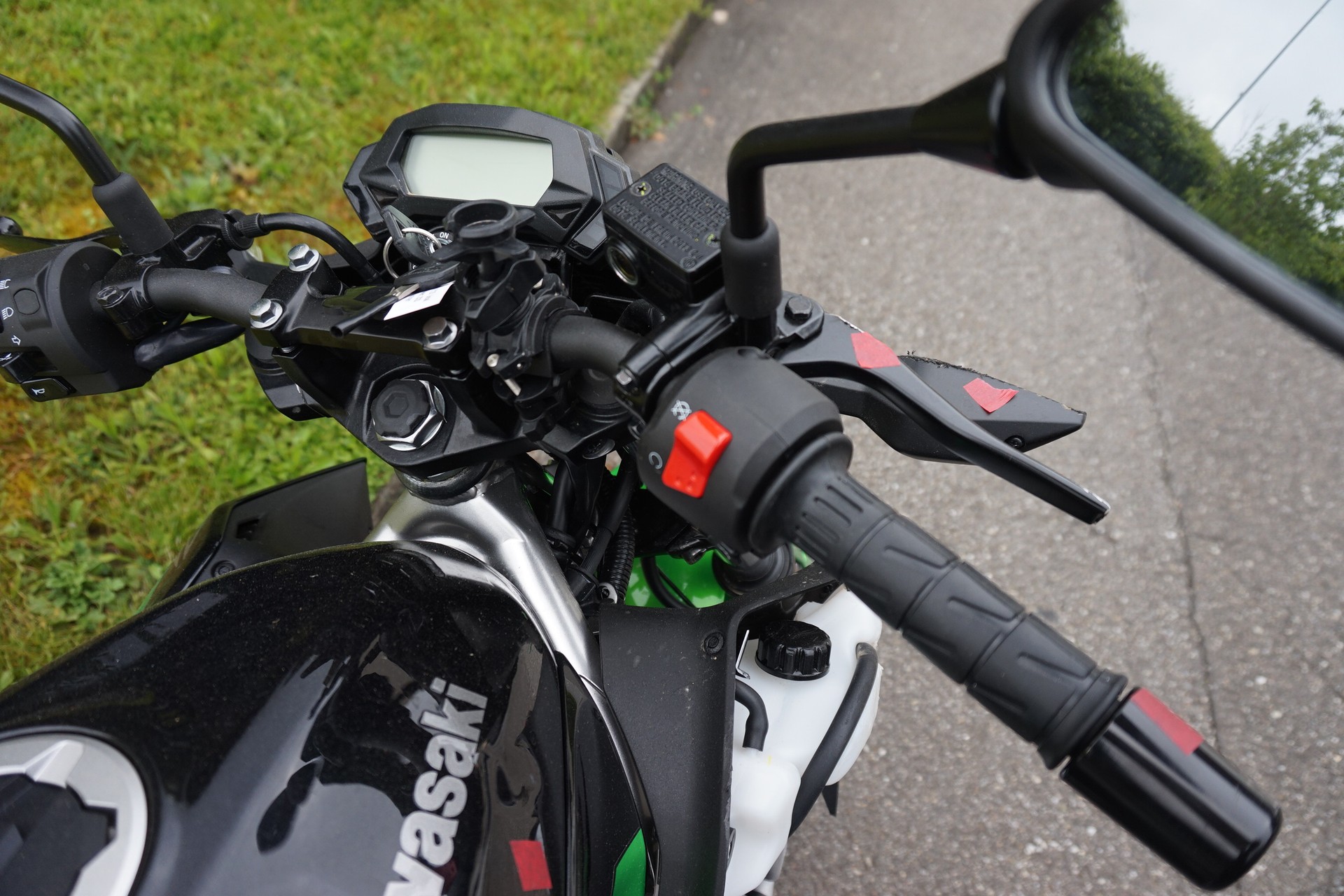 KAWASAKI Z 125 ABS Unfallfahrzeug-image-6