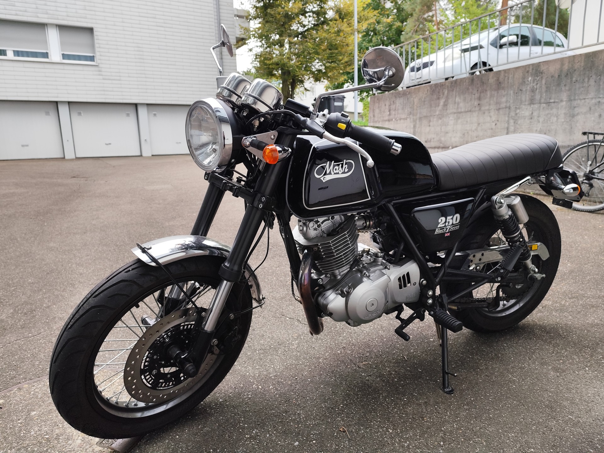 MASH 250 Black Seven ABS