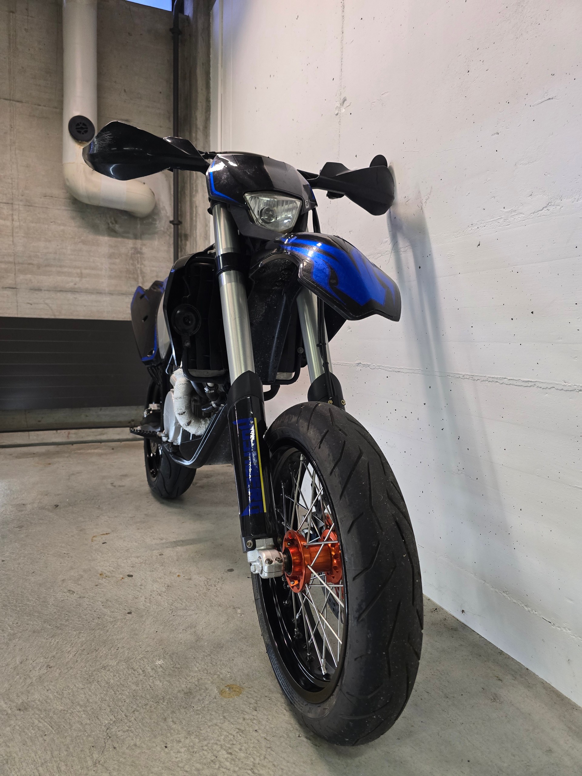 HUSABERG FE 450 Supermoto E-Start-image-4