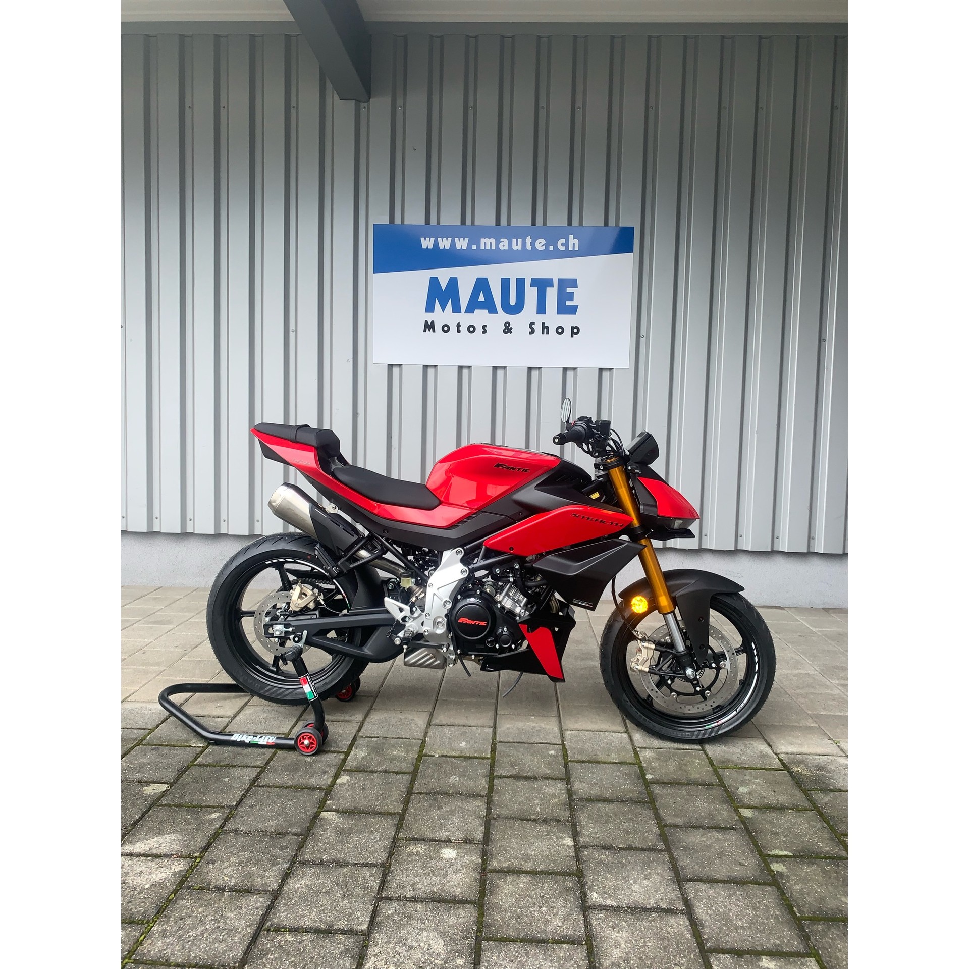 FANTIC Naked
