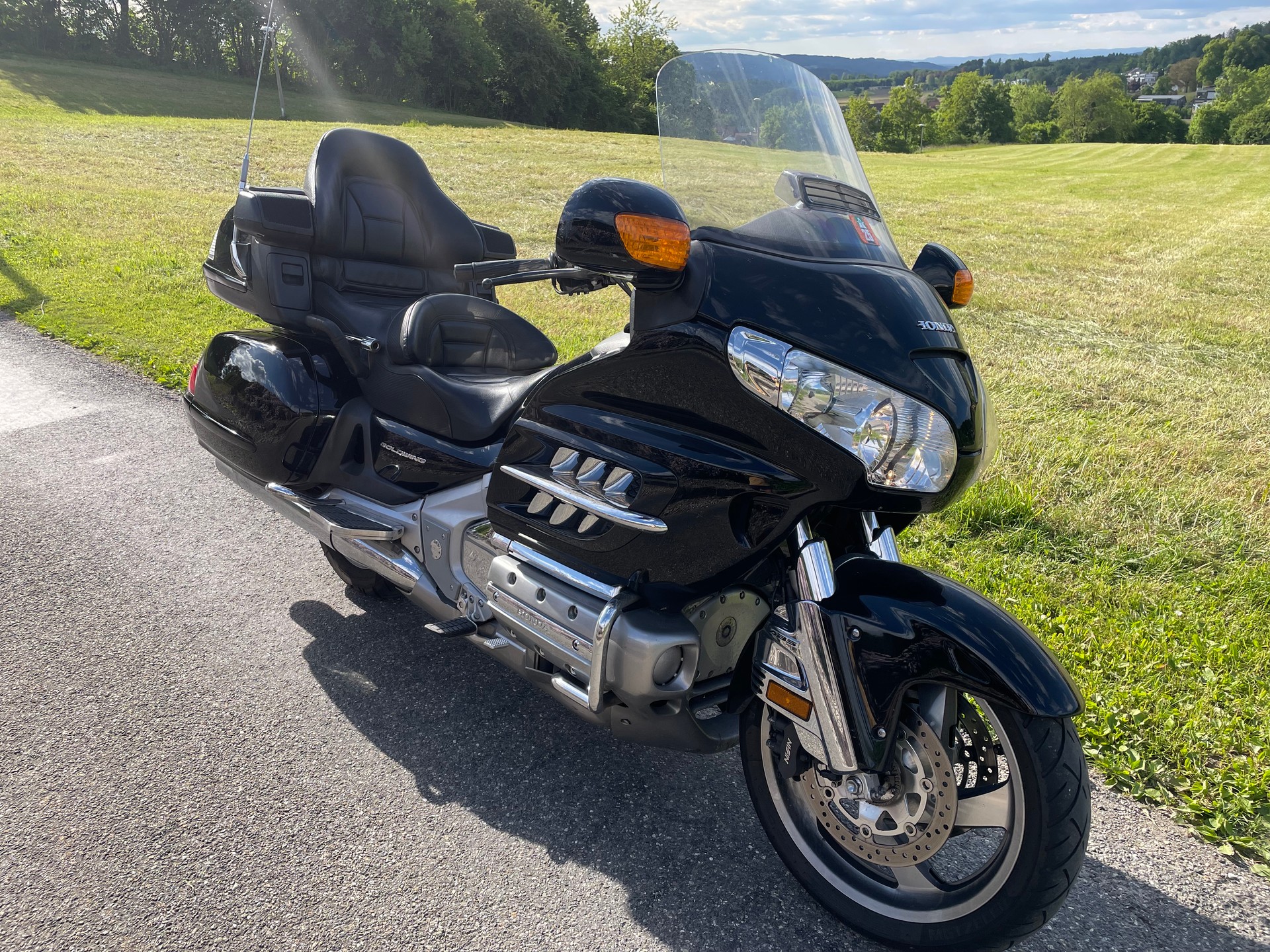 HONDA GL 1800 A Goldwing-image-1