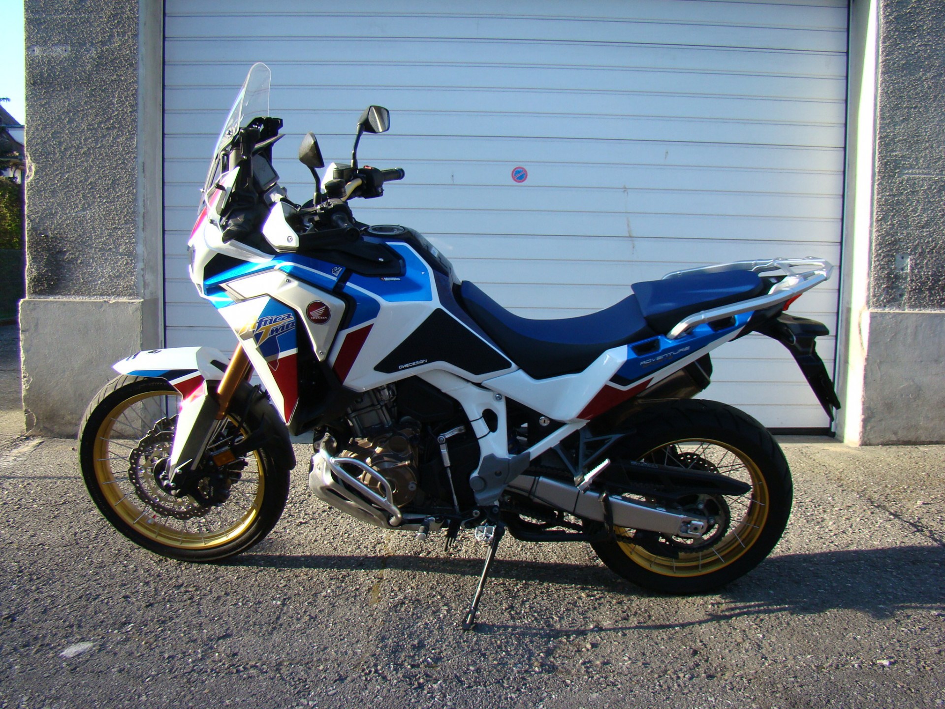 HONDA CRF 1100 L Africa Twin Adventure Sports Tricolor