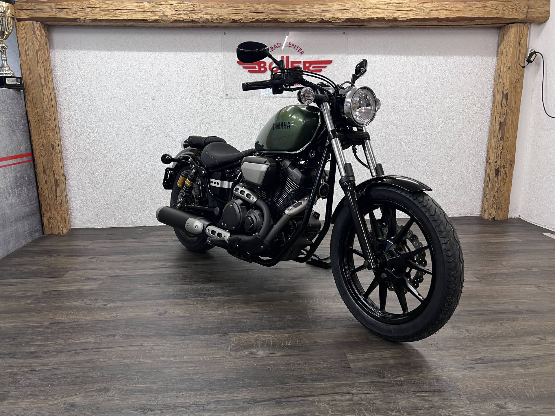 YAMAHA XV 950 R ABS