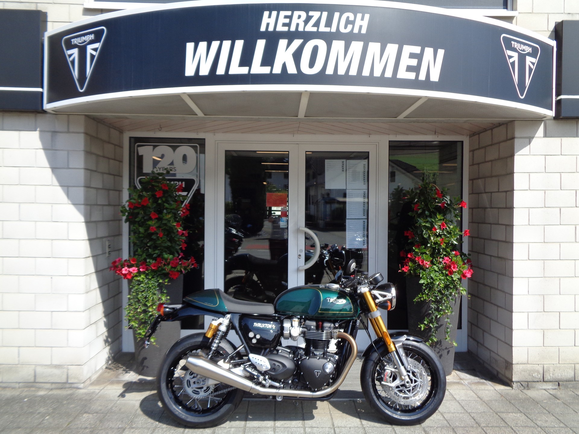 TRIUMPH Thruxton 1200 RS Final Edition