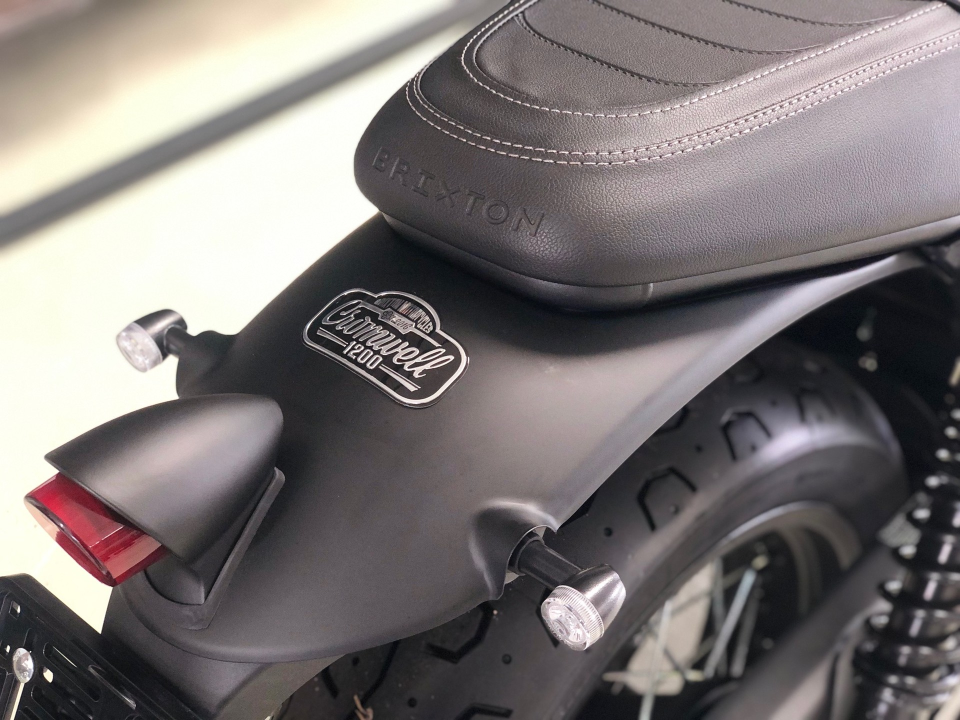 BRIXTON Cromwell 1200 ABS - GRATIS LIEFERUNG*-showroom-element-3