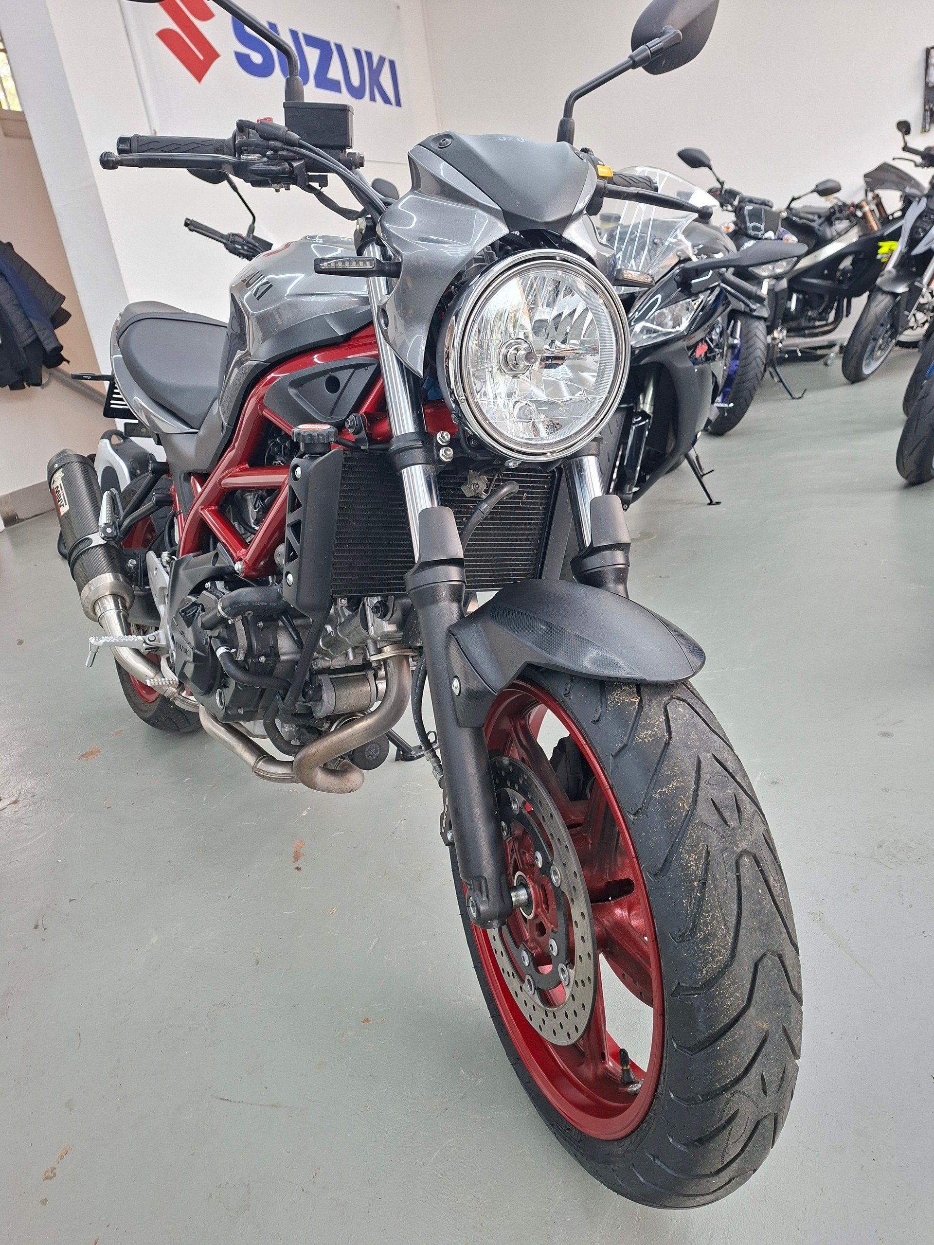 SUZUKI SV 650 ABS L6 (35kW)-showroom-element-1