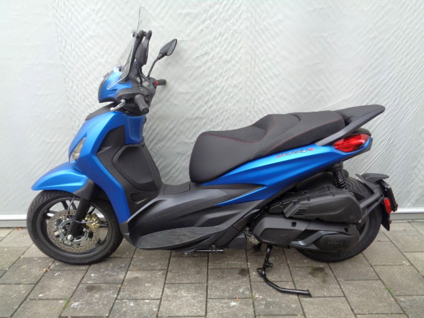 PIAGGIO BEVERLY 400 HPE