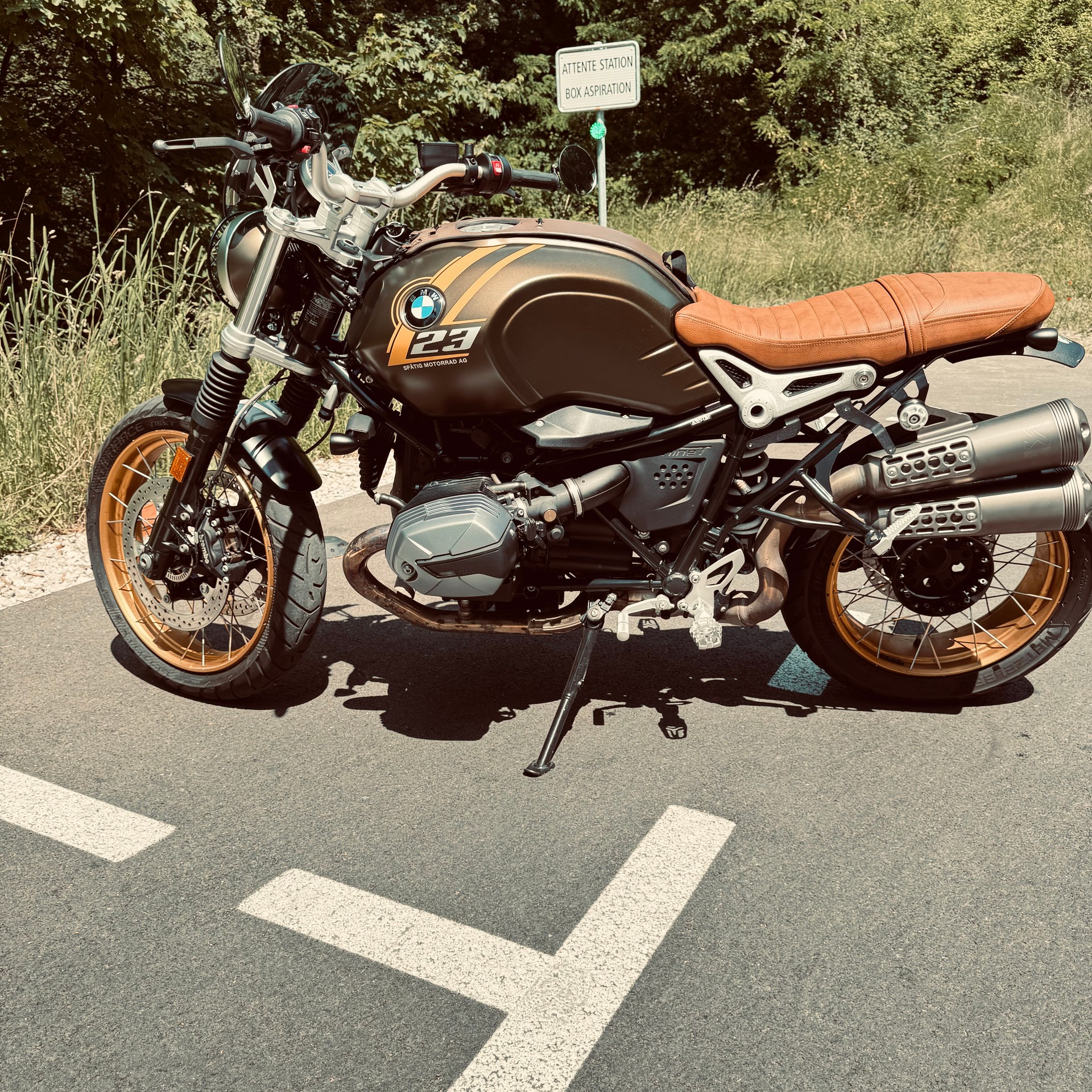 BMW R nineT Scrambler-image-2