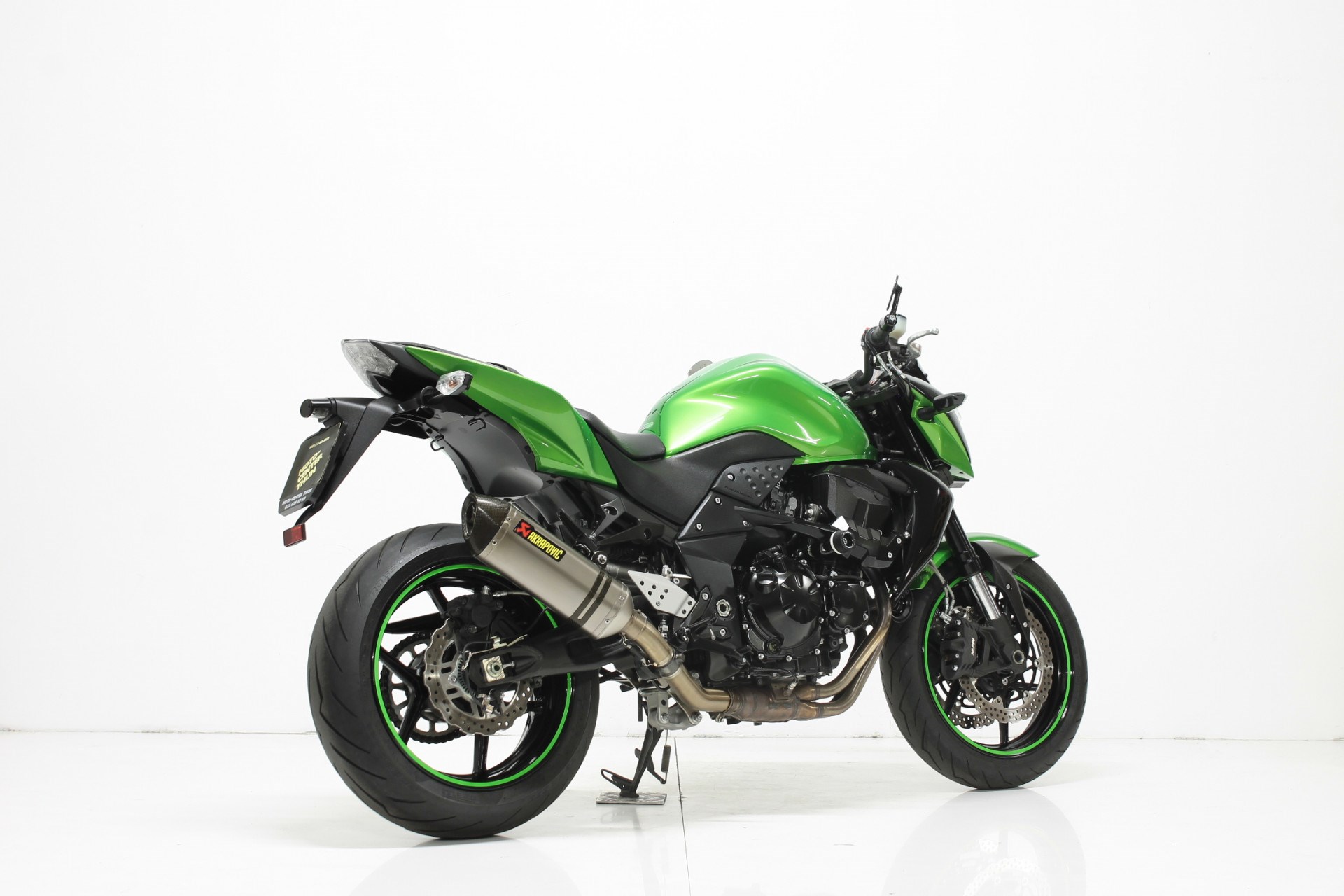 KAWASAKI Z 750 R-showroom-element-2