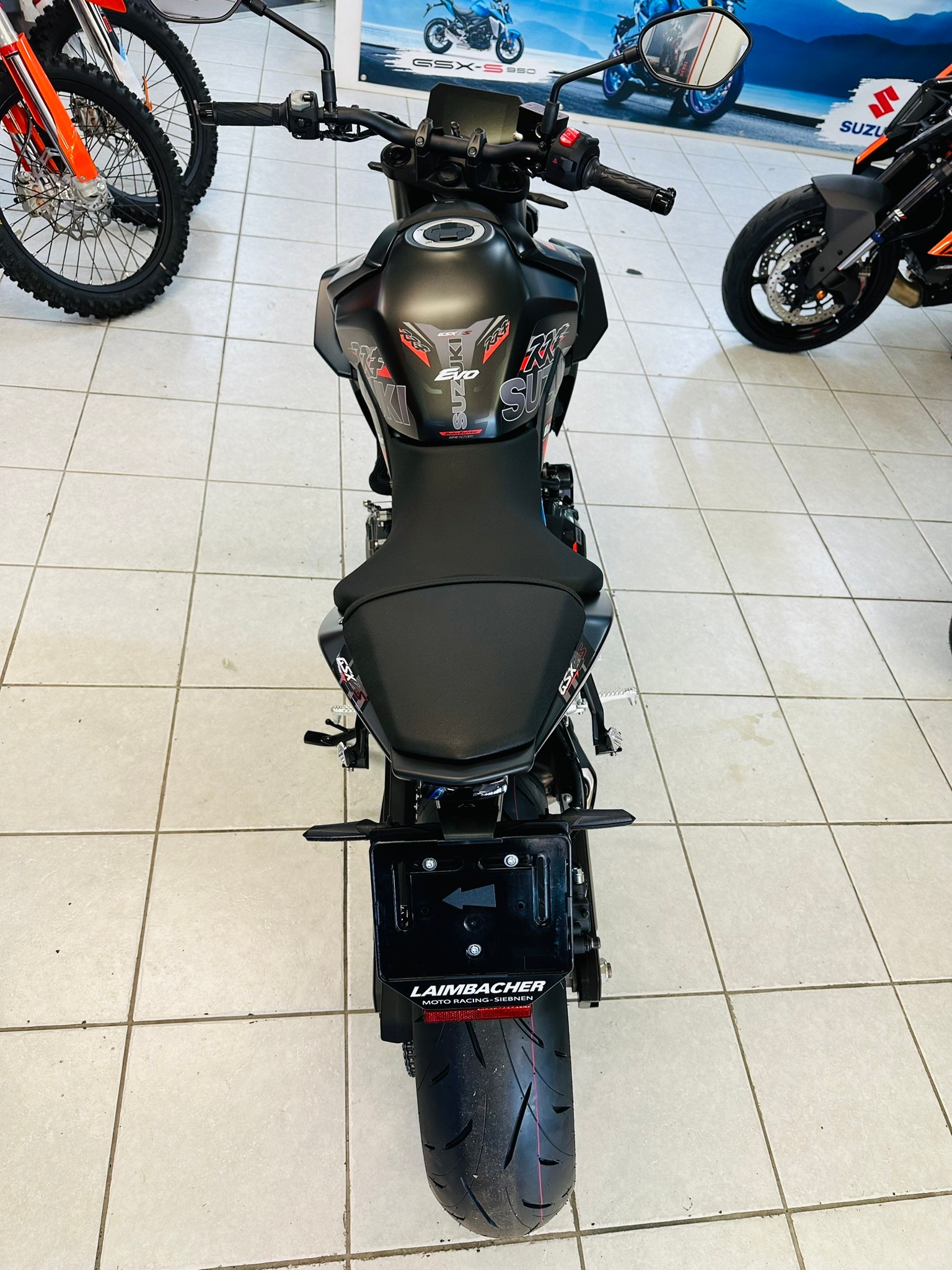 SUZUKI EVO-image-9