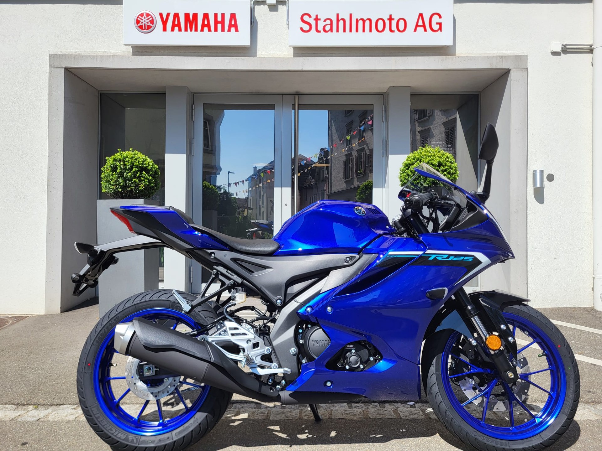 YAMAHA YZF-R 125 ABS