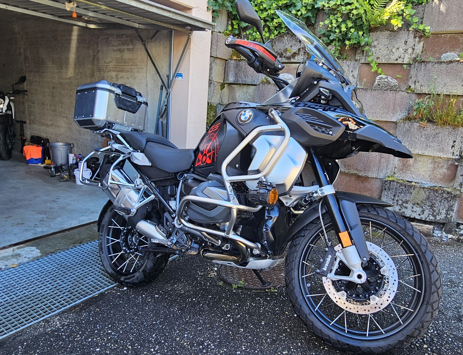 BMW R 1250 GS Adventure-image-1