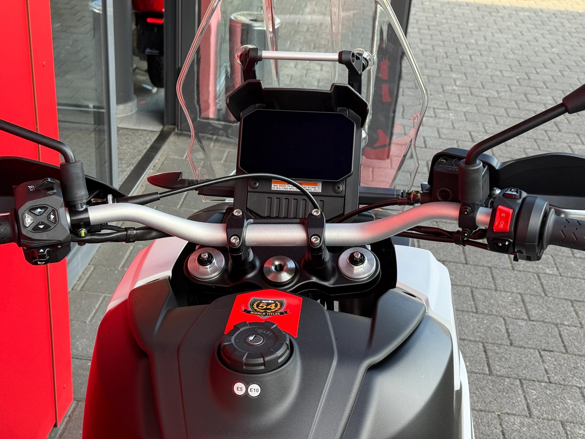 APRILIA Tuareg 660-image-12