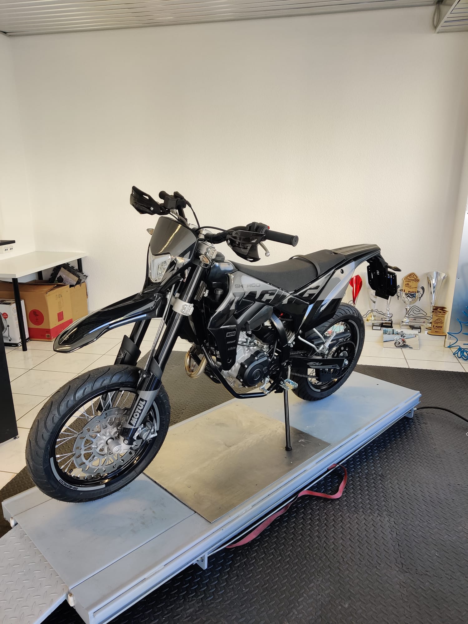 SHERCO 4 T EUR 5-showroom-element-2