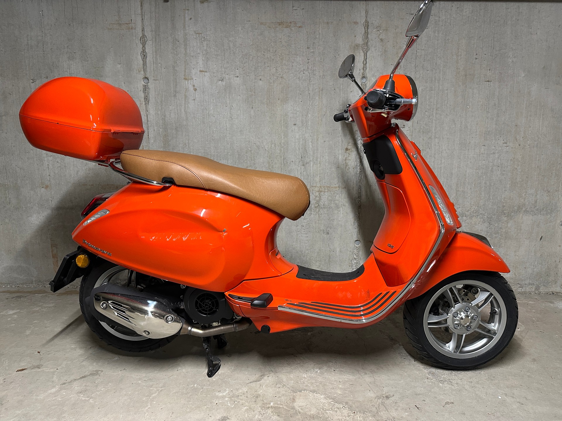 PIAGGIO Vespa 125 Primavera Red