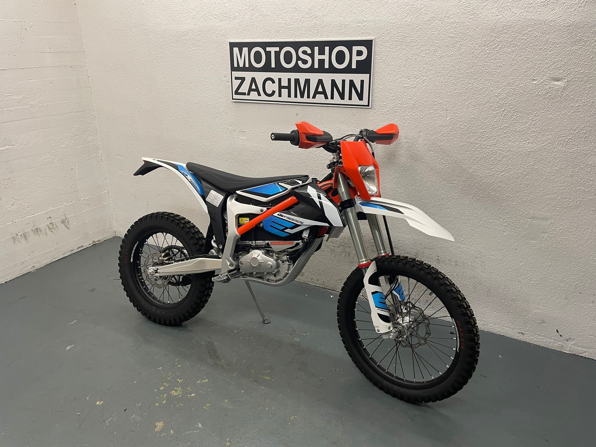KTM Freeride E-XC-showroom-element-2