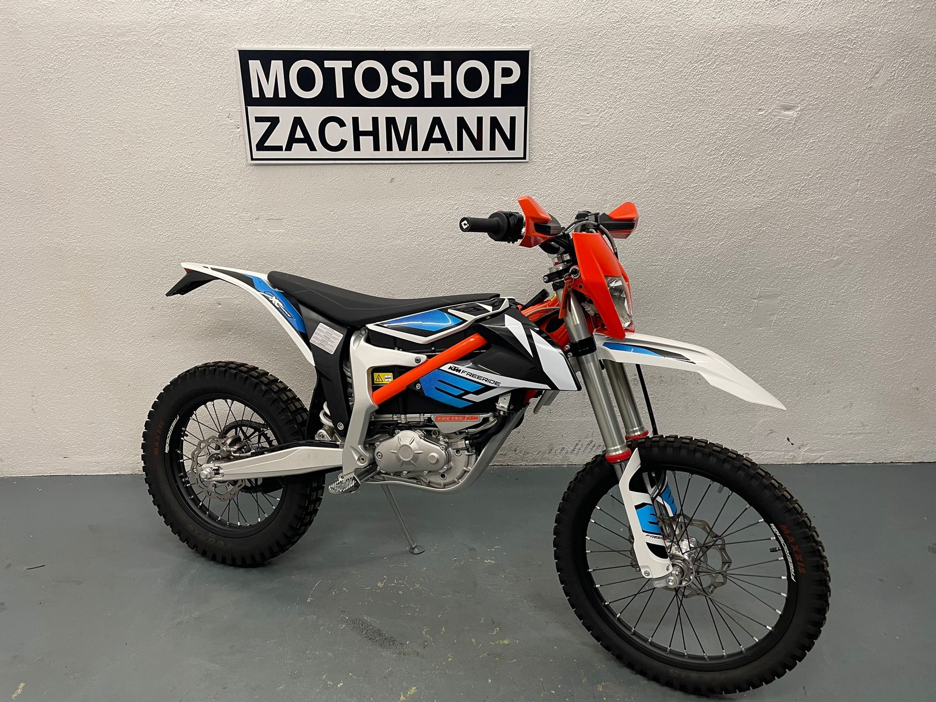 KTM Freeride E-XC-showroom-element-1