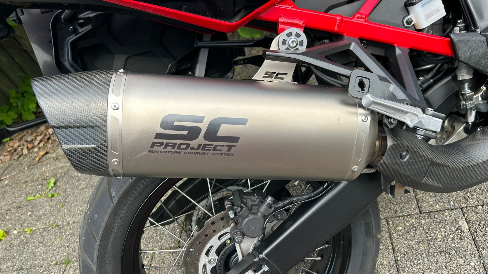 HONDA CRF 1100 L Africa Twin Grand Prix Red-showroom-element-3