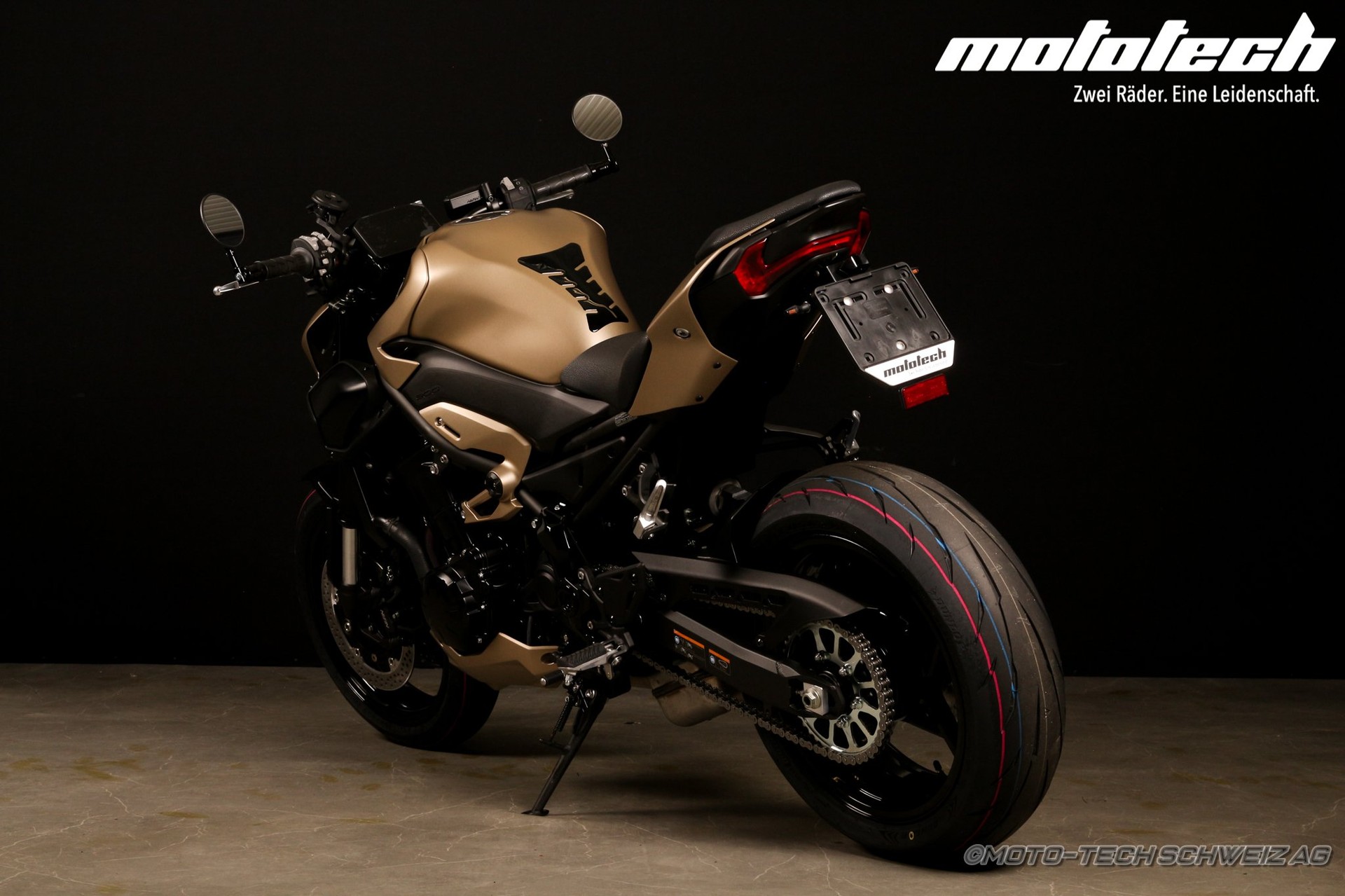 KAWASAKI Z 900 MY25 (92.2KW) STAGE 1 SHARK-showroom-element-3