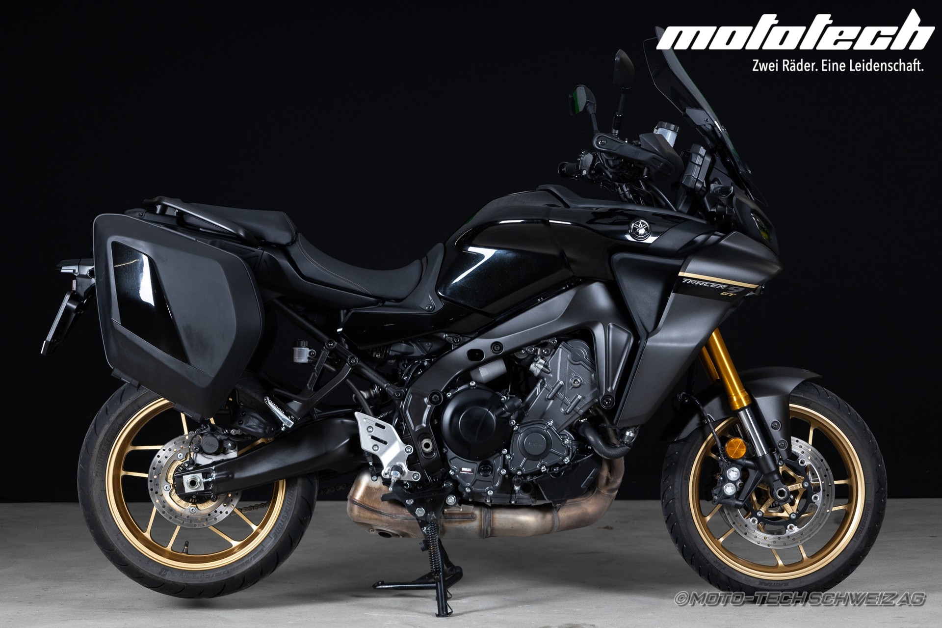 YAMAHA Tracer 9 GT-showroom-element-1