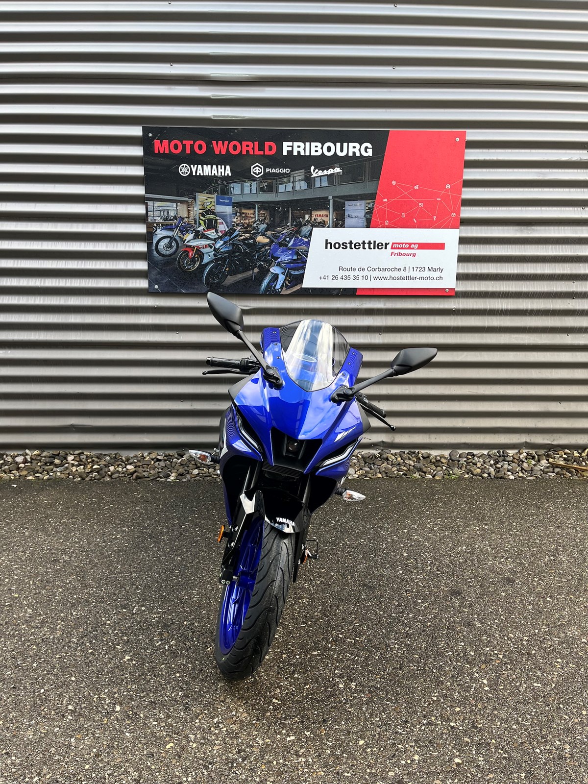 YAMAHA YZF-R 125-showroom-element-2
