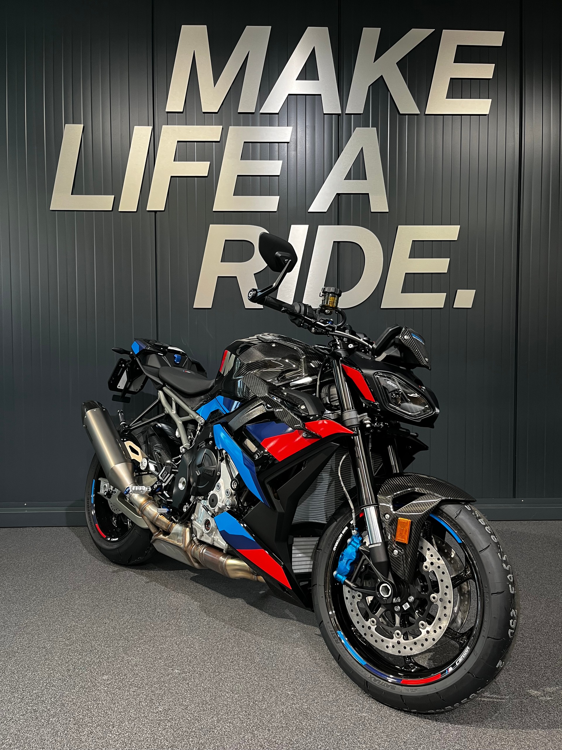 BMW M 1000 R Competition - Inklusive Service-Paket 3 Jahre / 30'000km!-image-1