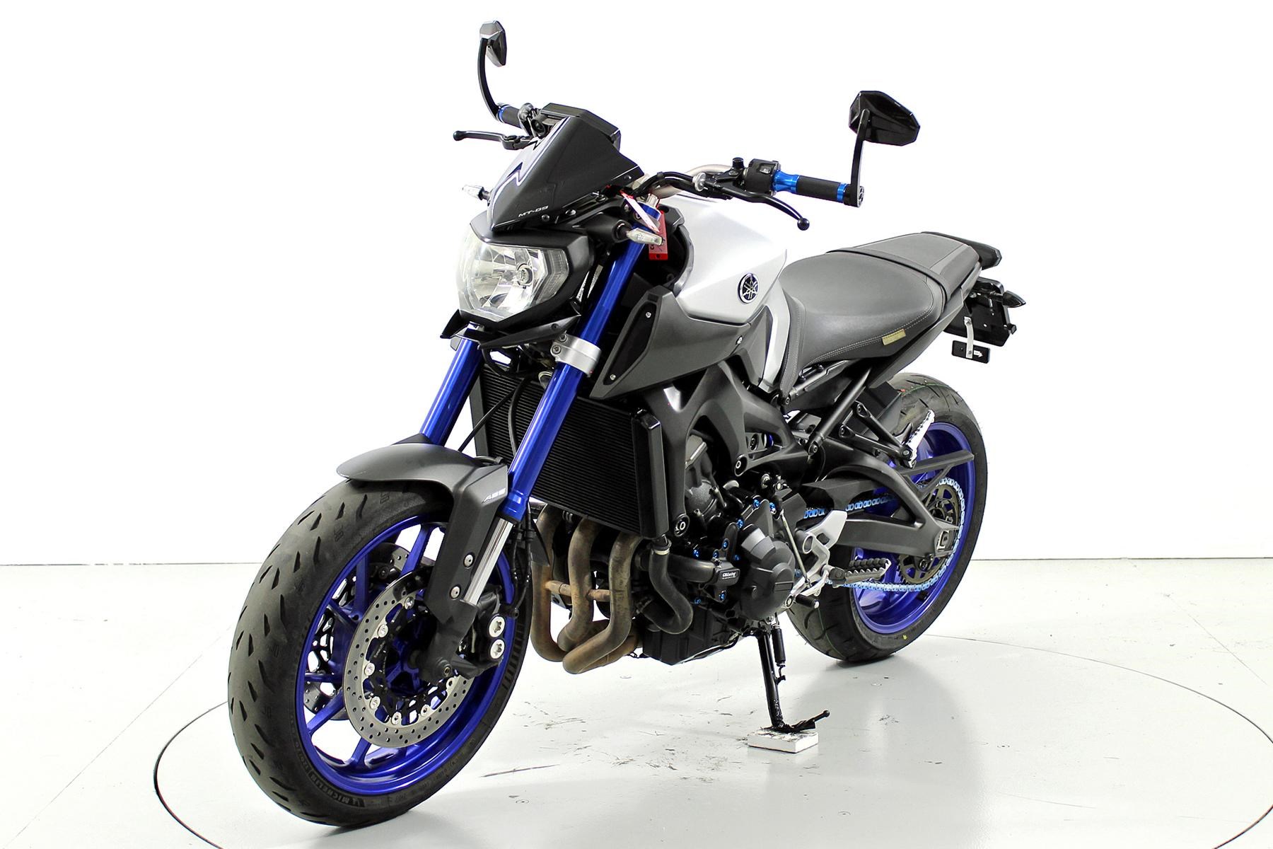YAMAHA MT-09 ABS-image-2