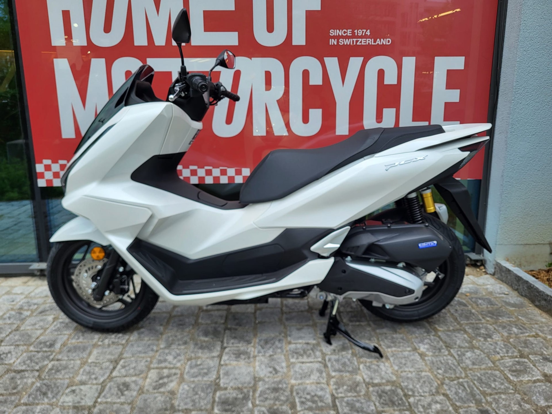 HONDA PCX 125 DX-showroom-element-3
