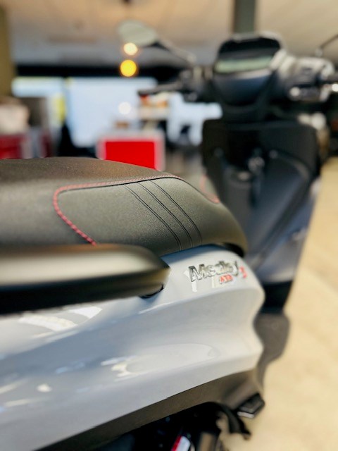 PIAGGIO Medley 125 Sport-image-4