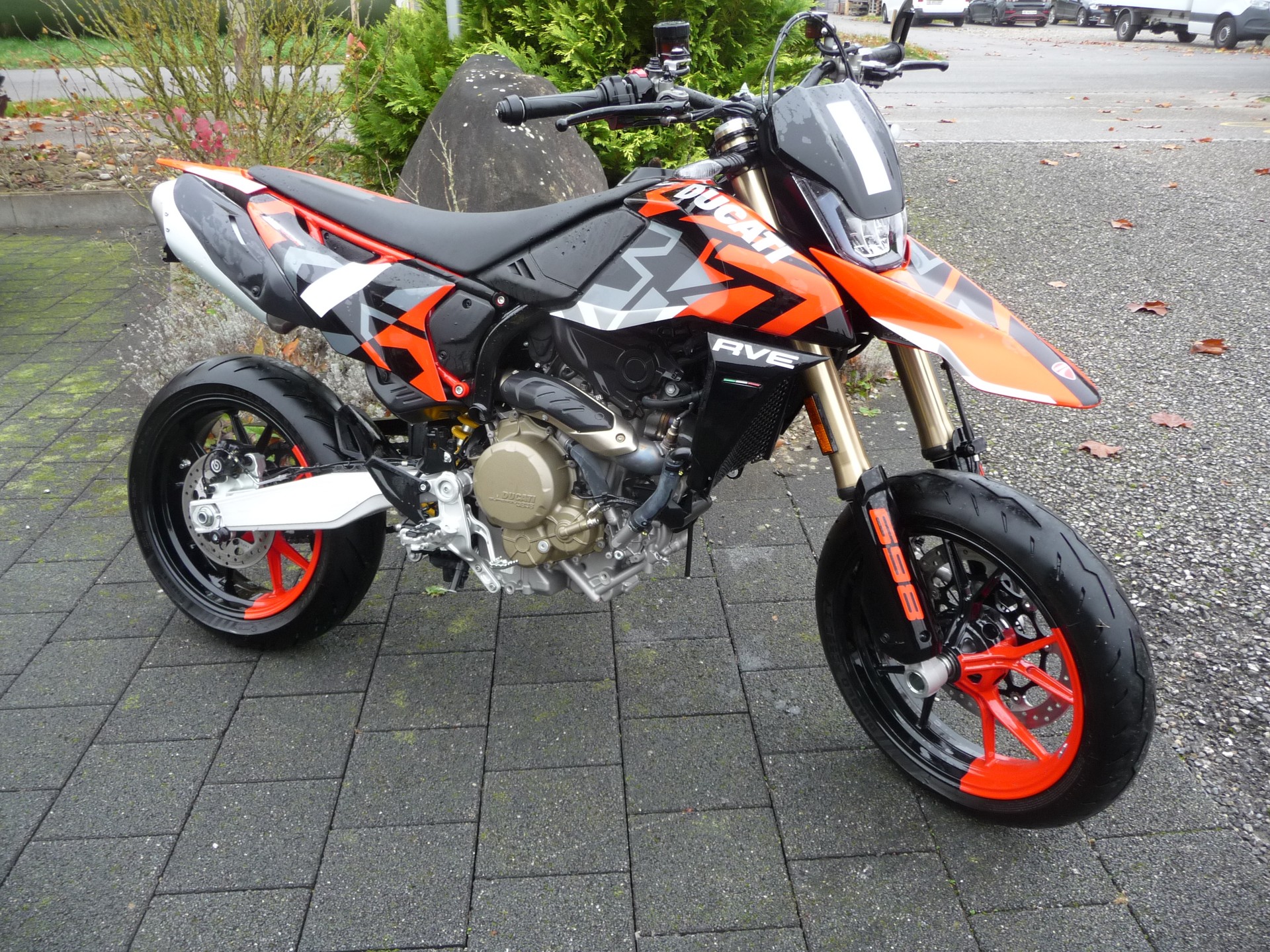 DUCATI Hypermotard 698 Mono RVE-image-1