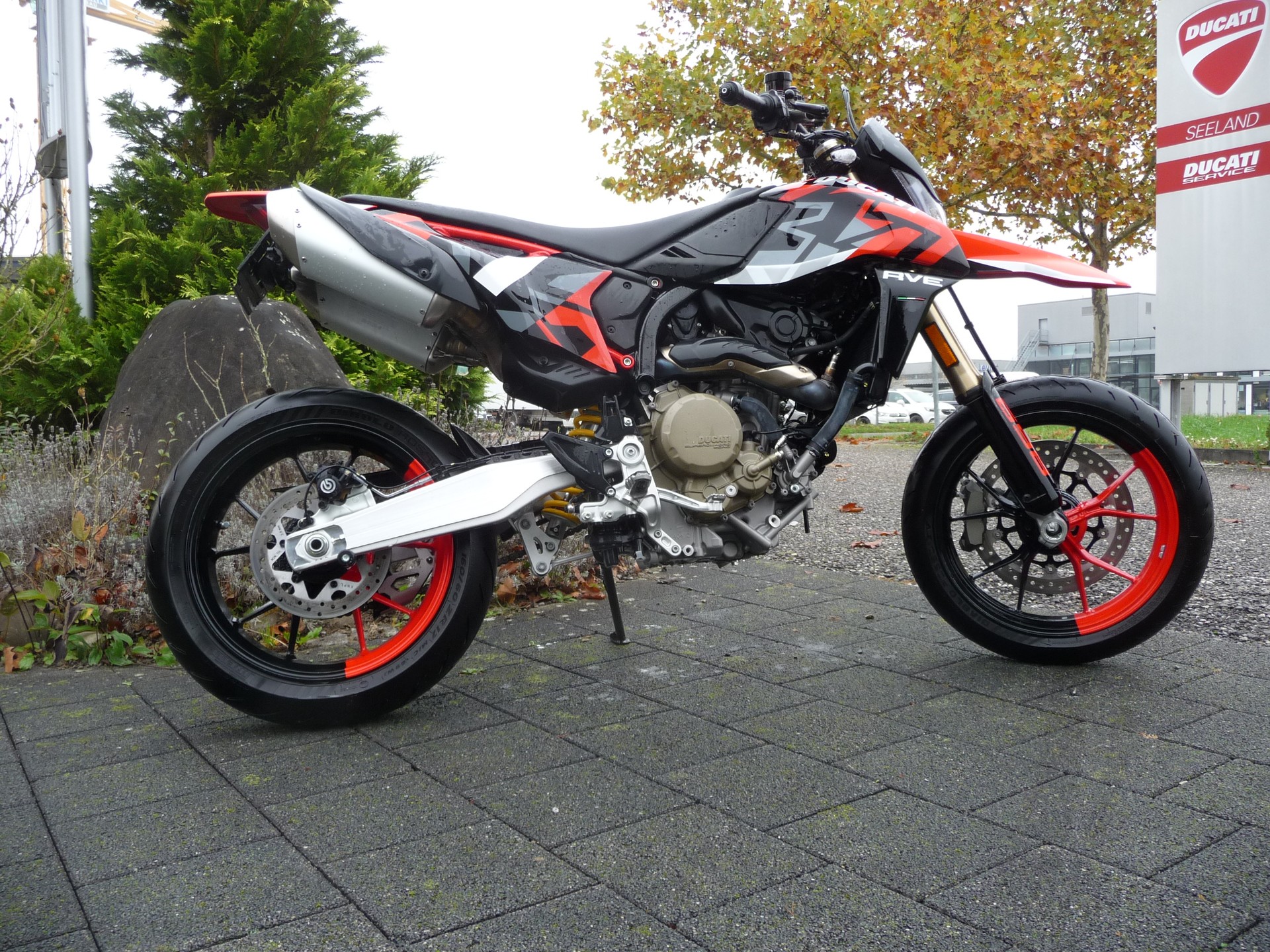 DUCATI Hypermotard 698 Mono RVE-image-0