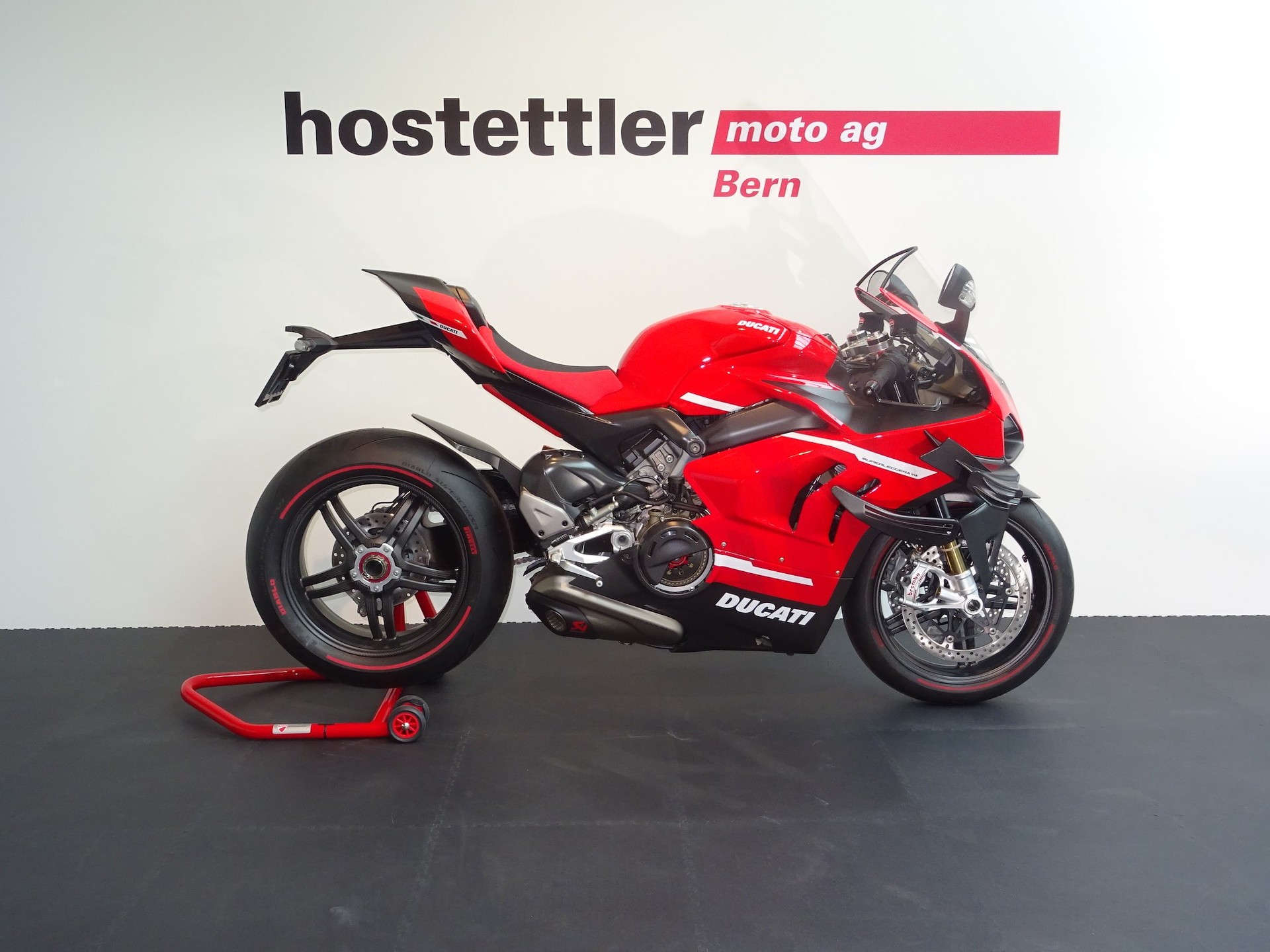 DUCATI PANIGALE V4 Superleggera-showroom-element-1