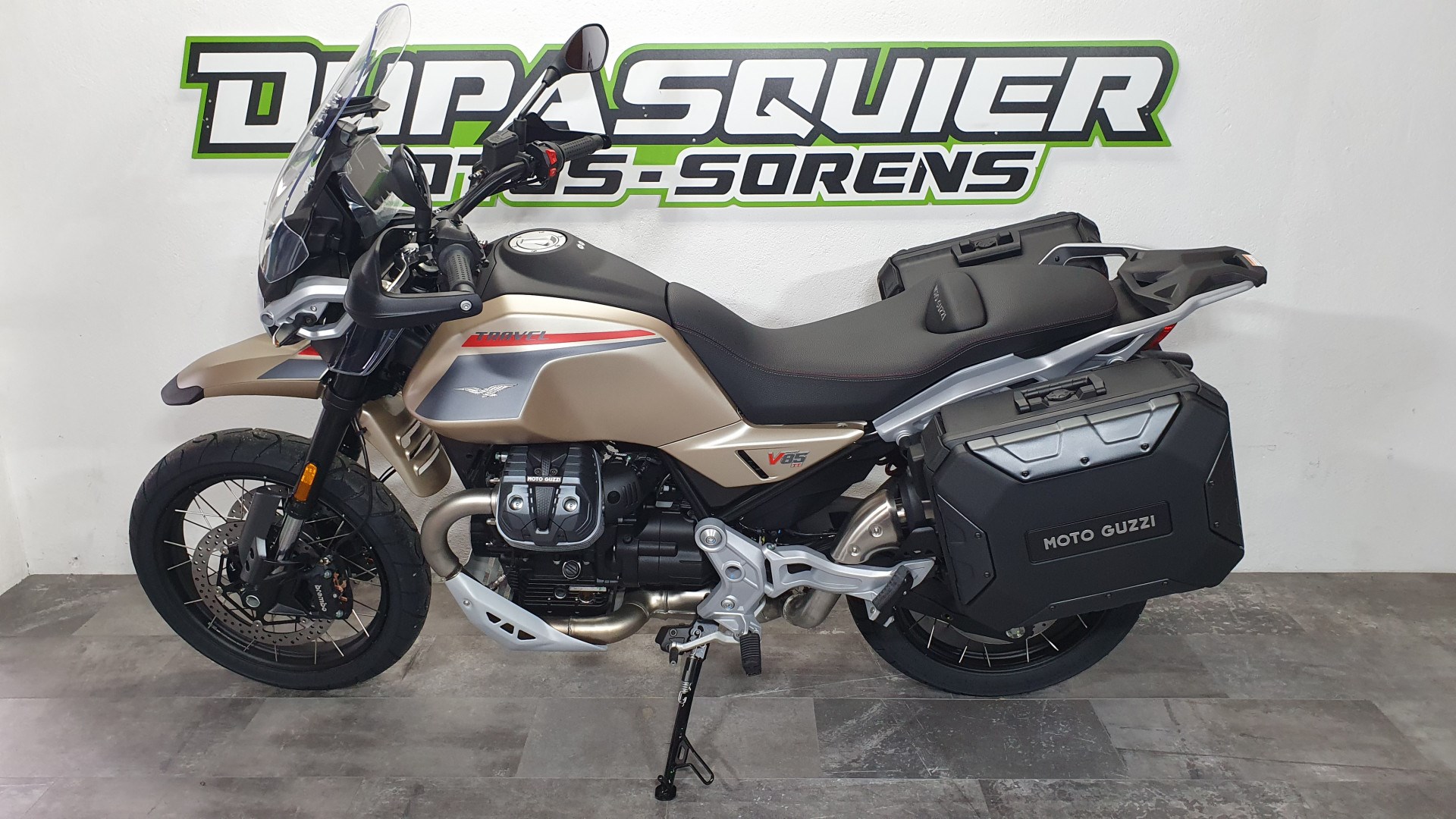 MOTO GUZZI V85 TT Travel-image-3
