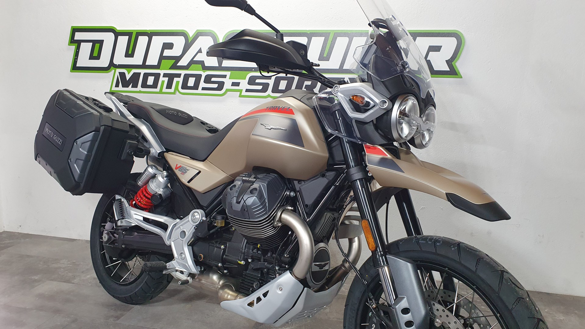 MOTO GUZZI V85 TT Travel-image-0