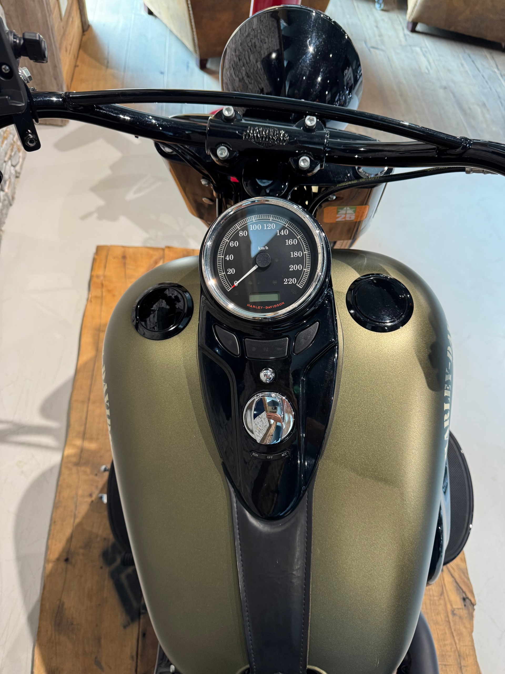 HARLEY-DAVIDSON FLSS Softail Slim S110 ABS-image-4