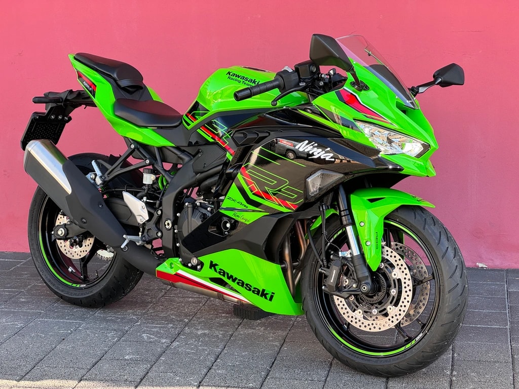 KAWASAKI Ninja ZX-4RR-image-7