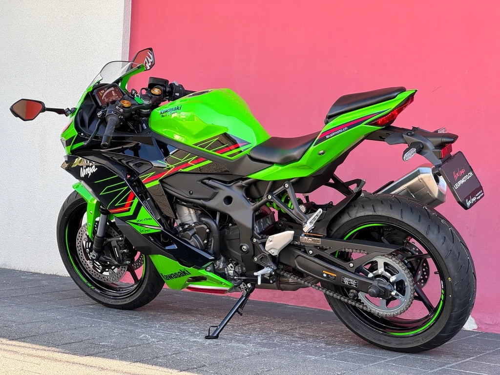 KAWASAKI Ninja ZX-4RR-image-9